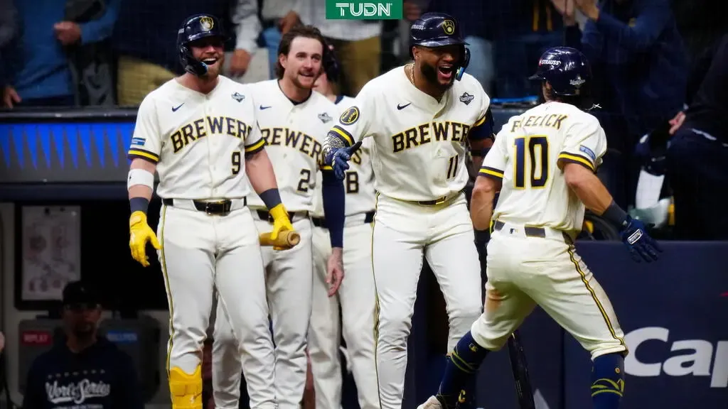MILWAUKEE BREWERS remontan y ponen la Serie Mundial a favor - Fondo