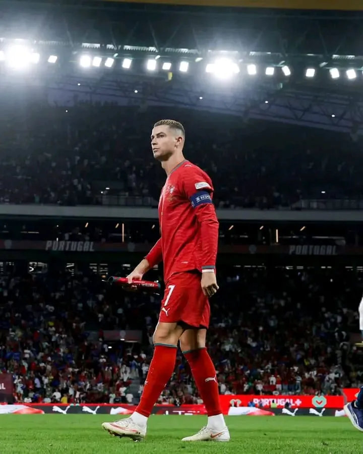 CRISTIANO expone por qué abandono a PORTUGAL y quiere volver
