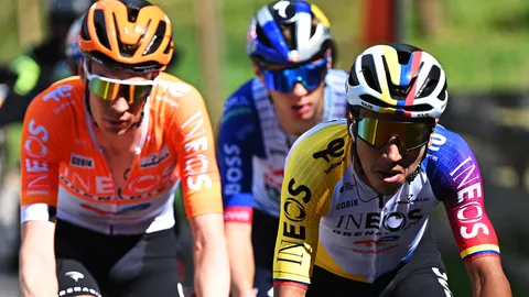Egan Bernal brilla en el Tour de los Alpes y revive el legado de Café de Colombia